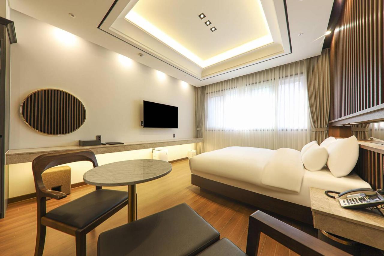 Hotel Demer Mokpo Εξωτερικό φωτογραφία