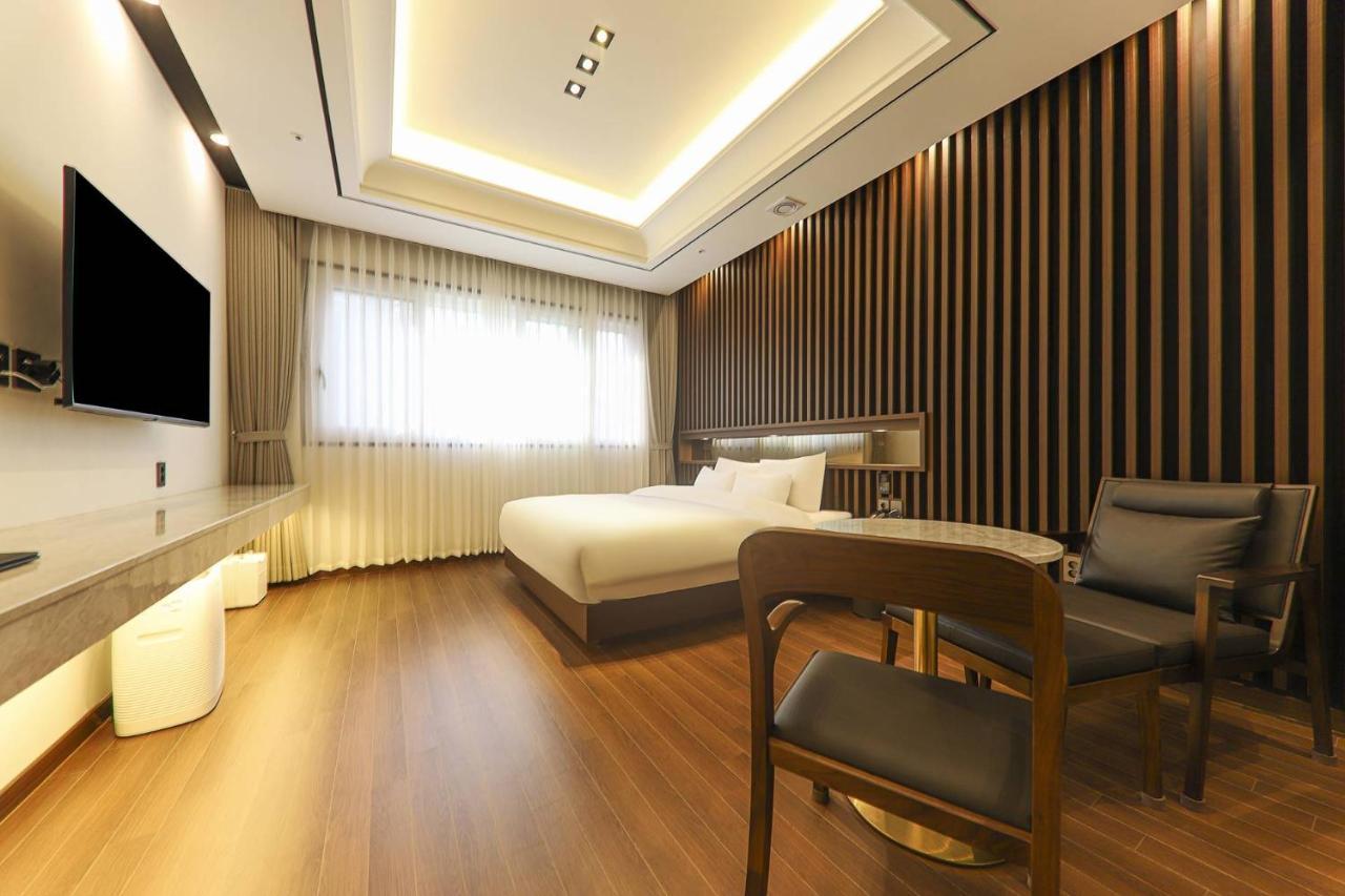 Hotel Demer Mokpo Εξωτερικό φωτογραφία