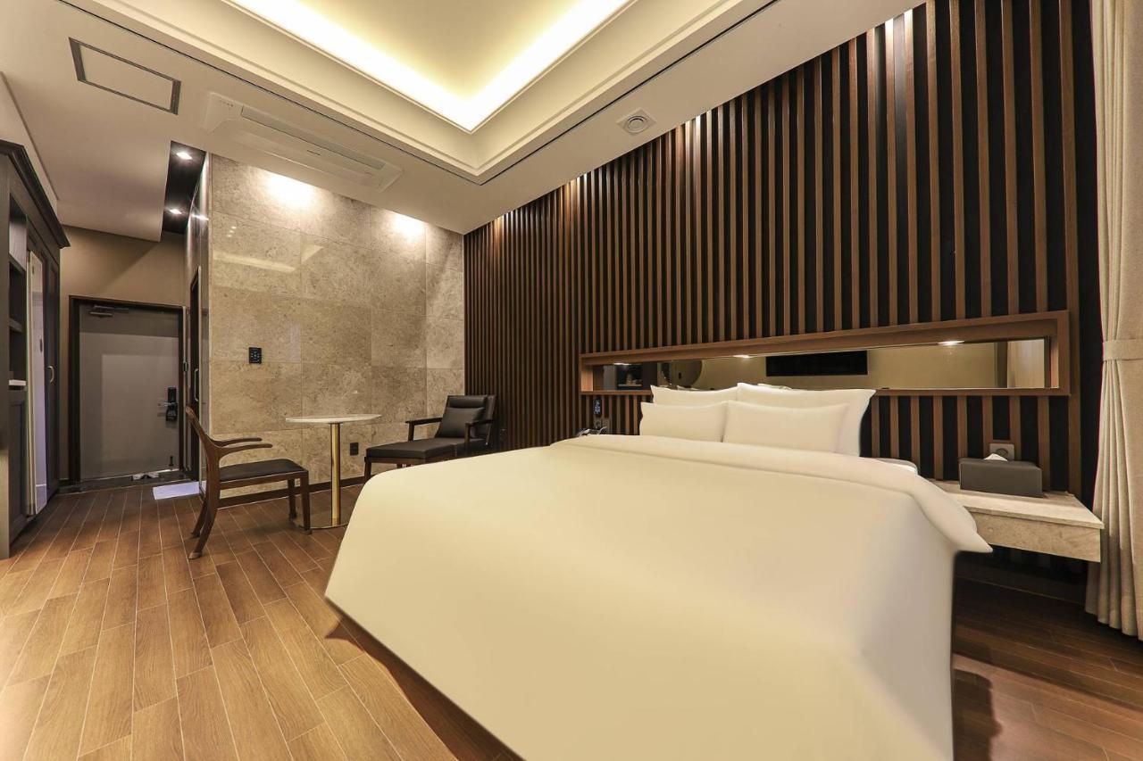 Hotel Demer Mokpo Εξωτερικό φωτογραφία