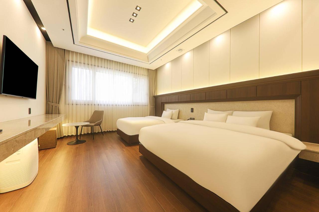 Hotel Demer Mokpo Εξωτερικό φωτογραφία