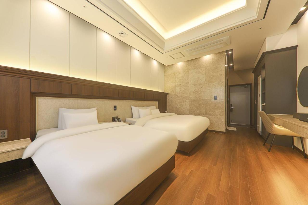 Hotel Demer Mokpo Εξωτερικό φωτογραφία